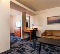 Fairfield Inn & Suites Spearfish Room