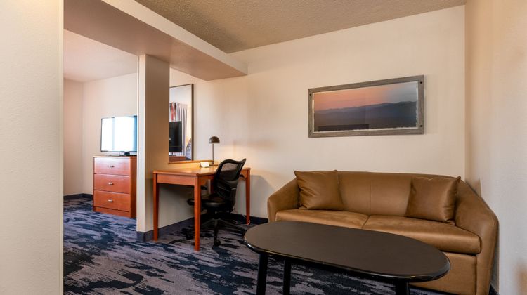 Fairfield Inn & Suites Spearfish Room