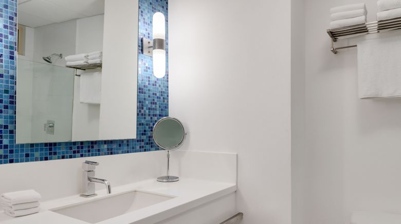<b>Four Points Monterrey Linda Vista Room</b>. Images powered by <a href="https://www.leonardoworldwide.com/" title="Leonardo Worldwide" target="_blank">Leonardo</a>.