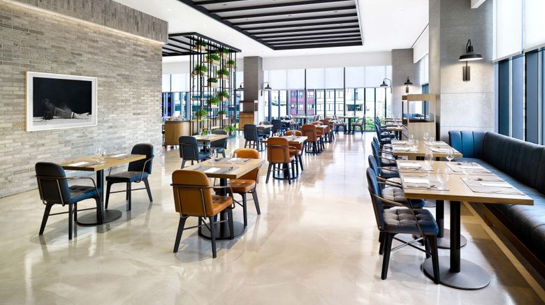 <b>Four Points by Sheraton Seoul Myeongdong Restaurant</b>. Images powered by <a href="https://www.leonardoworldwide.com/" title="Leonardo Worldwide" target="_blank">Leonardo</a>.