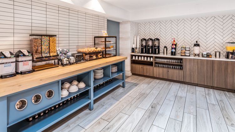 Staybridge Suites Denver-Cherry Creek Restaurant