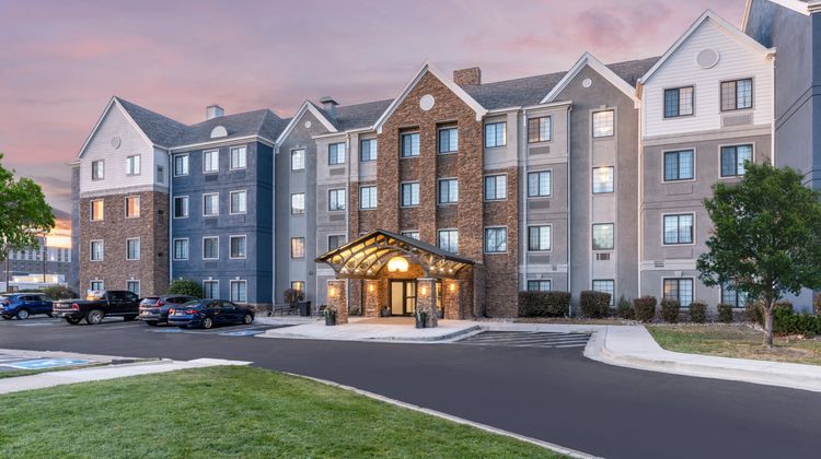 Staybridge Suites Denver-Cherry Creek Exterior