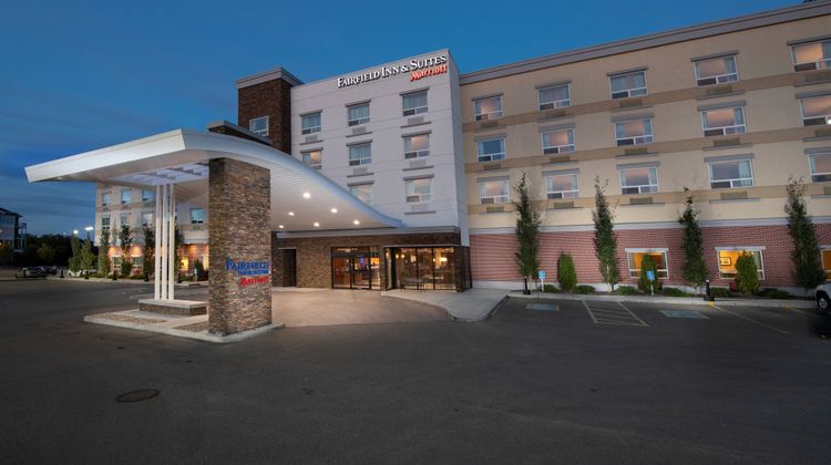 Fairfield Inn & Suites Edmonton North Exterior