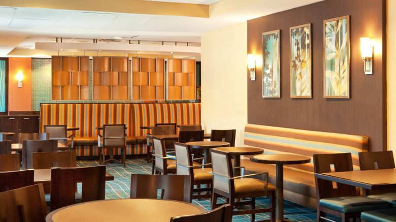 <b>SpringHill Suites Tarrytown Greenburgh Restaurant</b>. Images powered by <a href="https://www.leonardoworldwide.com/" title="Leonardo Worldwide" target="_blank">Leonardo</a>.