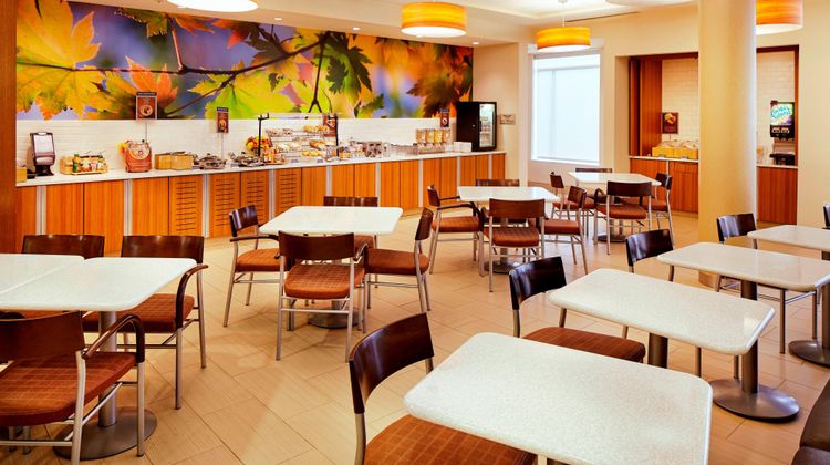 SpringHill Suites Pittsburgh Latrobe Restaurant