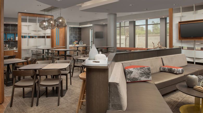 <b>SpringHill Suites Jackson Ridgeland Restaurant</b>. Images powered by <a href="https://www.leonardoworldwide.com/" title="Leonardo Worldwide" target="_blank">Leonardo</a>.