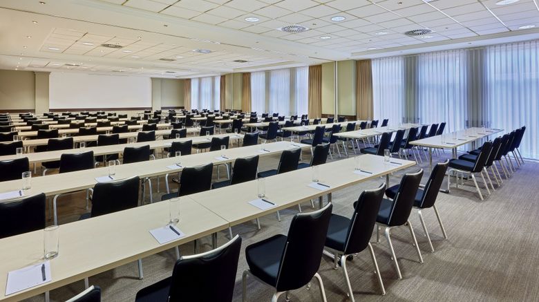 <b>Courtyard by Marriott Schwerin Meeting</b>. Images powered by <a href="https://www.leonardoworldwide.com/" title="Leonardo Worldwide" target="_blank">Leonardo</a>.