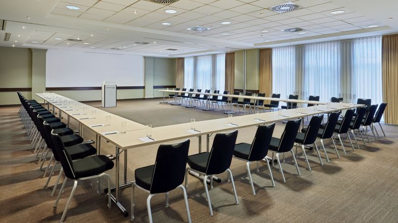 <b>Courtyard by Marriott Schwerin Meeting</b>. Images powered by <a href="https://www.leonardoworldwide.com/" title="Leonardo Worldwide" target="_blank">Leonardo</a>.