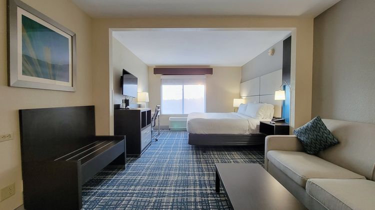 Holiday Inn Belcamp Aberdeen Room