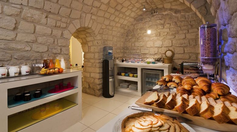 <b>Color Design Hotel Restaurant</b>. Images powered by <a href="https://www.leonardoworldwide.com/" title="Leonardo Worldwide" target="_blank">Leonardo</a>.