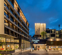 Centra by Centara Phra Nakhon Exterior