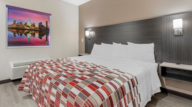 <b>Red Roof Inn Hutchins Room</b>. Images powered by <a href="https://www.leonardoworldwide.com/" title="Leonardo Worldwide" target="_blank">Leonardo</a>.