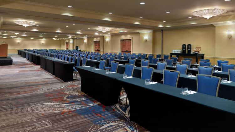 Renaissance Arts Hotel Meeting