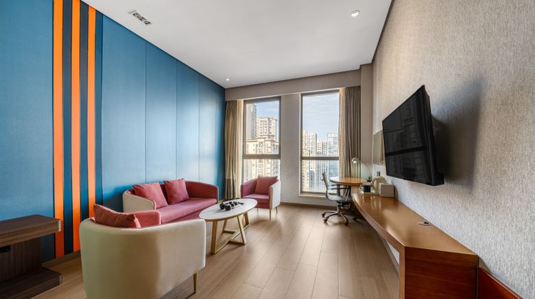 <b>Holiday Inn Express Guanyinqiao Suite</b>. Images powered by <a href="https://www.leonardoworldwide.com/" title="Leonardo Worldwide" target="_blank">Leonardo</a>.