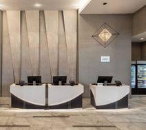 Marriott New York JFK Airport Lobby