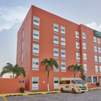 City Express Junior by Marriott Cancun