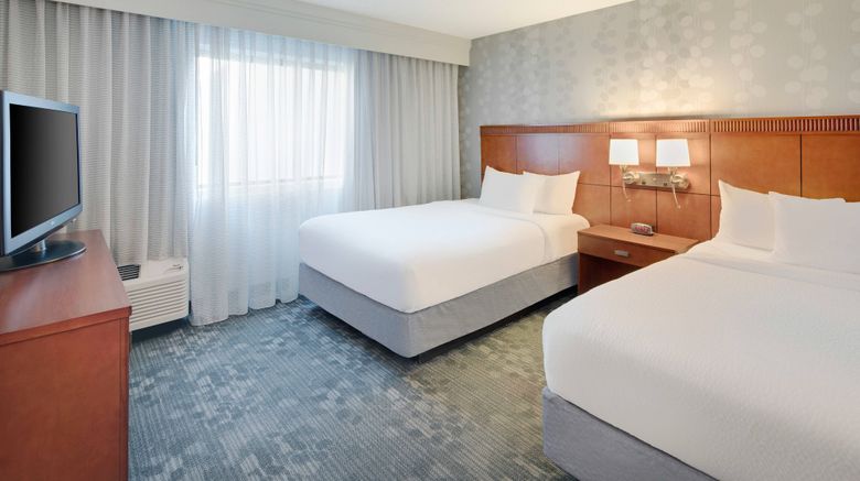 <b>Courtyard by Marriott Detroit Southfield Room</b>. Images powered by <a href="https://www.leonardoworldwide.com/" title="Leonardo Worldwide" target="_blank">Leonardo</a>.