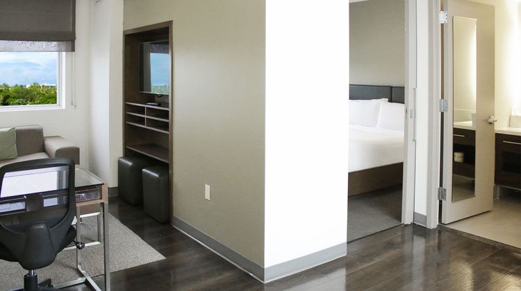 Element Miami Doral Room
