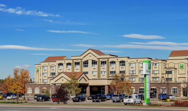 Holiday Inn Lethbridge Exterior