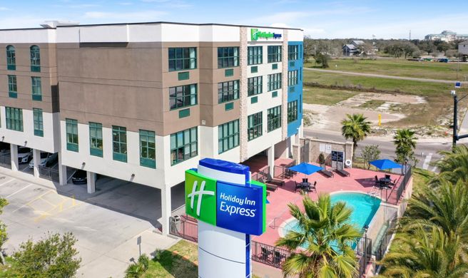 Holiday Inn Express Gulfport Beach Exterior