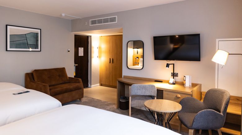 <b>Crowne Plaza London-Gatwick Airport Room</b>. Images powered by <a href="https://www.leonardoworldwide.com/" title="Leonardo Worldwide" target="_blank">Leonardo</a>.