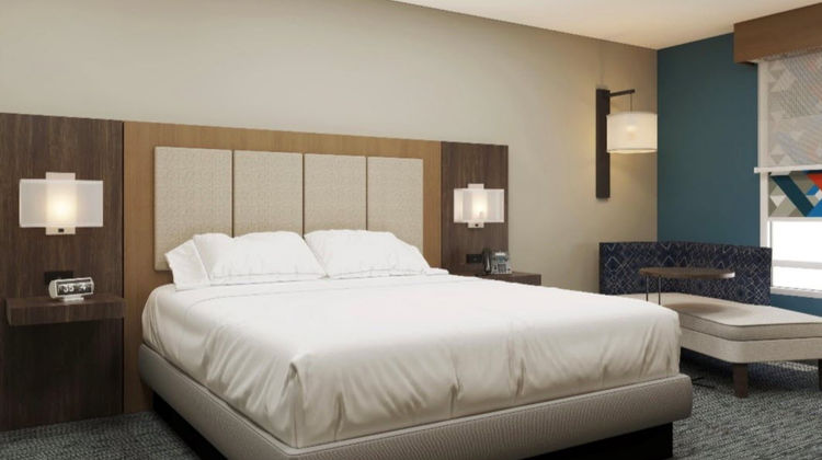 Holiday Inn Express Redding North Room