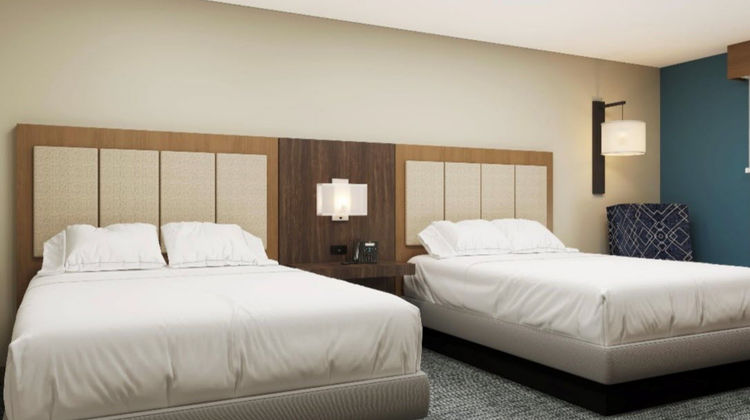 Holiday Inn Express Redding North Room