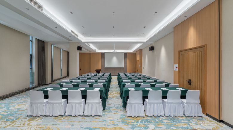 <b>Holiday Inn Express Huangshi Cihu Lake Meeting</b>. Images powered by <a href="https://www.leonardoworldwide.com/" title="Leonardo Worldwide" target="_blank">Leonardo</a>.