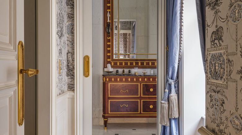 <b>1 Place Vendome Room</b>. Images powered by <a href=https://www.travelagewest.com/Hotels/Paris/