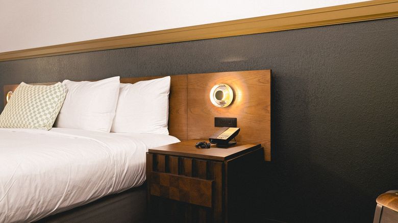<b>The Ozarker Lodge Room</b>. Images powered by <a href="https://www.leonardoworldwide.com/" title="Leonardo Worldwide" target="_blank">Leonardo</a>.