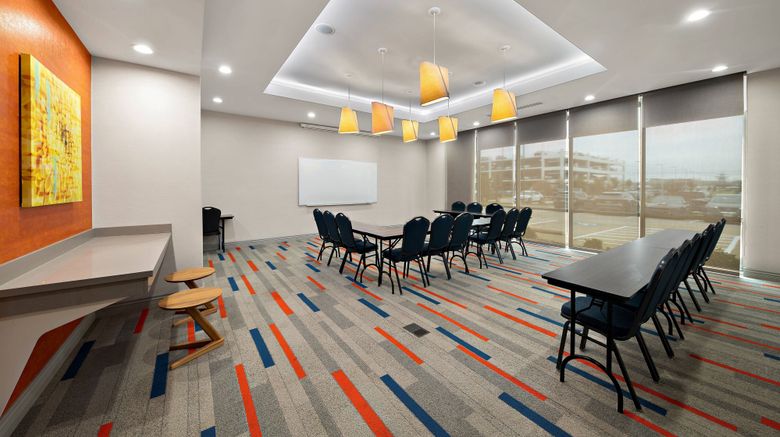 <b>Four Points by Sheraton Plano Meeting</b>. Images powered by <a href="https://www.leonardoworldwide.com/" title="Leonardo Worldwide" target="_blank">Leonardo</a>.