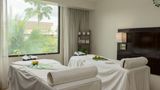 Courtyard Panama MetroMall Spa