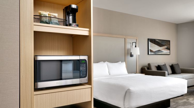 Fairfield Inn & Suites Show Low Room