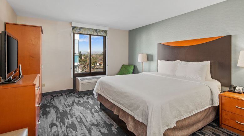 <b>Fairfield Inn/Suites Anaheim North Room</b>. Images powered by <a href="https://www.leonardoworldwide.com/" title="Leonardo Worldwide" target="_blank">Leonardo</a>.