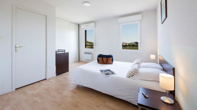 <b>Garden & City Clermont Ferrand/Gerzat Room</b>. Images powered by <a href="https://www.leonardoworldwide.com/" title="Leonardo Worldwide" target="_blank">Leonardo</a>.