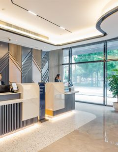 Holiday Inn Exp Qianjiang Century City