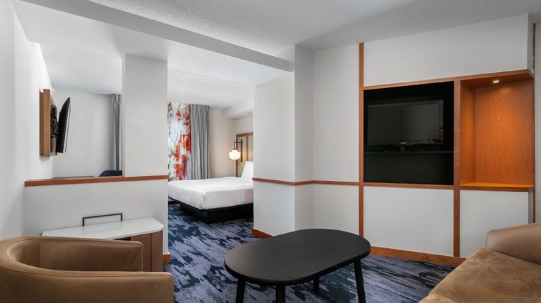 <b>Fairfield Inn & Suites Chattanooga South Suite</b>. Images powered by <a href="https://www.leonardoworldwide.com/" title="Leonardo Worldwide" target="_blank">Leonardo</a>.