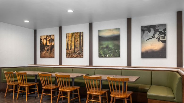 <b>Fairfield Inn & Suites Chattanooga South Restaurant</b>. Images powered by <a href="https://www.leonardoworldwide.com/" title="Leonardo Worldwide" target="_blank">Leonardo</a>.
