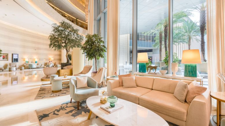 <b>JW Marriott Hotel Marina Lobby</b>. Images powered by <a href="https://www.leonardoworldwide.com/" title="Leonardo Worldwide" target="_blank">Leonardo</a>.