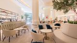 JW Marriott Hotel Marina Lobby