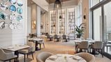 JW Marriott Hotel Marina Restaurant