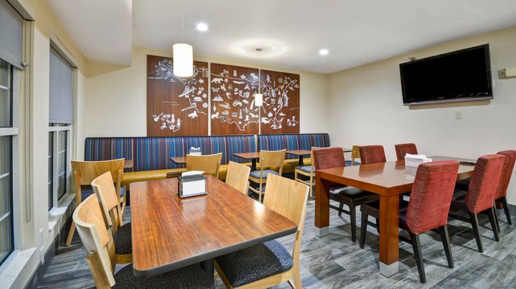 TownePlace Suites by Marriott Restaurant