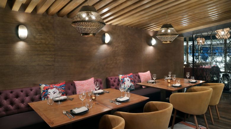 <b>The St Regis Downtown Dubai Restaurant</b>. Images powered by <a href="https://www.leonardoworldwide.com/" title="Leonardo Worldwide" target="_blank">Leonardo</a>.