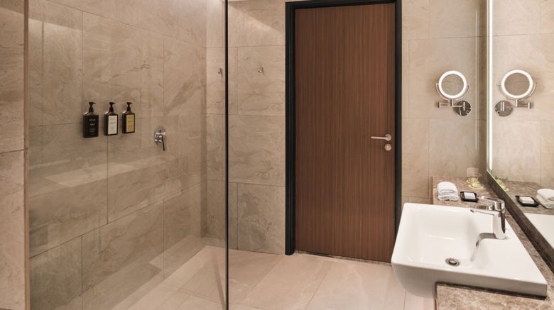 <b>Palm Garden Hotel, Tribute Portfolio Room</b>. Images powered by <a href="https://www.leonardoworldwide.com/" title="Leonardo Worldwide" target="_blank">Leonardo</a>.