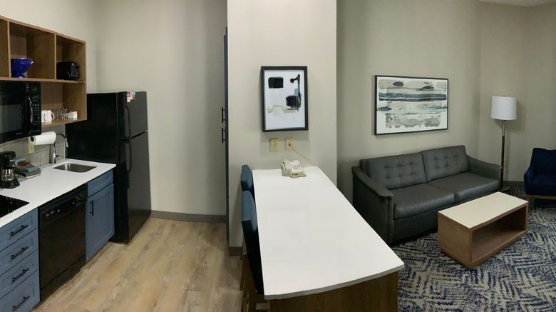 <b>Candlewood Suites Oklahoma City Room</b>. Images powered by <a href="https://www.leonardoworldwide.com/" title="Leonardo Worldwide" target="_blank">Leonardo</a>.