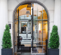 H15 Boutique Exterior