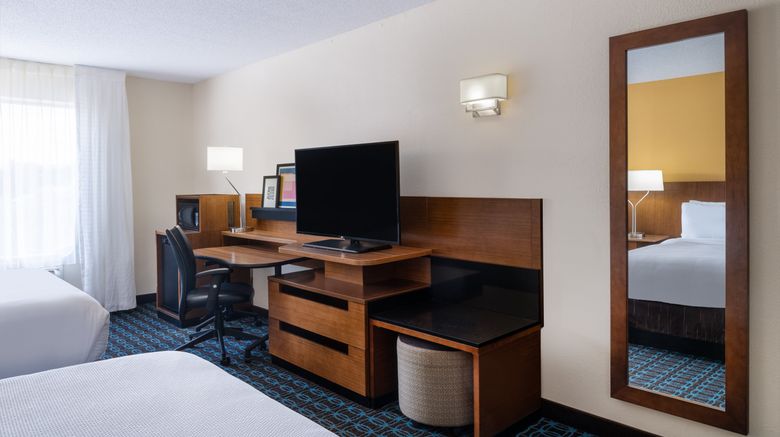 <b>Garner Hotel Macon W, an IHG Hotel Room</b>. Images powered by <a href="https://www.leonardoworldwide.com/" title="Leonardo Worldwide" target="_blank">Leonardo</a>.