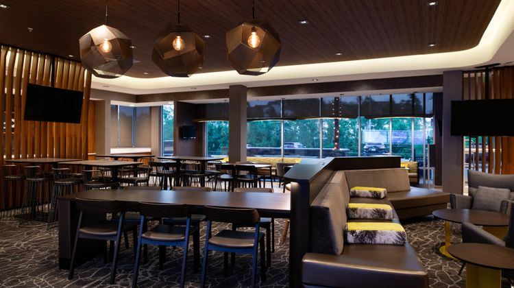 SpringHill Suites Elizabethtown Restaurant
