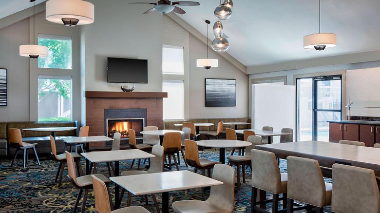 <b>Residence Inn by Marriott Las Colinas Room</b>. Images powered by <a href="https://www.leonardoworldwide.com/" title="Leonardo Worldwide" target="_blank">Leonardo</a>.