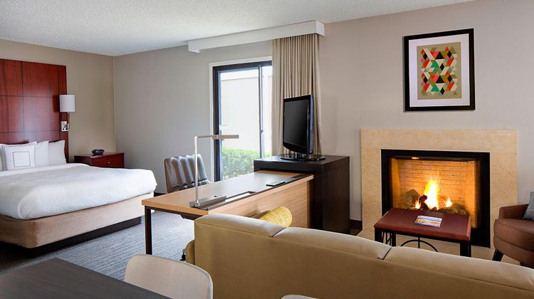Residence Inn by Marriott Las Colinas Suite